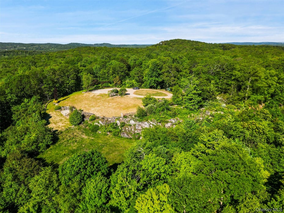 371-383 Pea Pond Road Photo 13