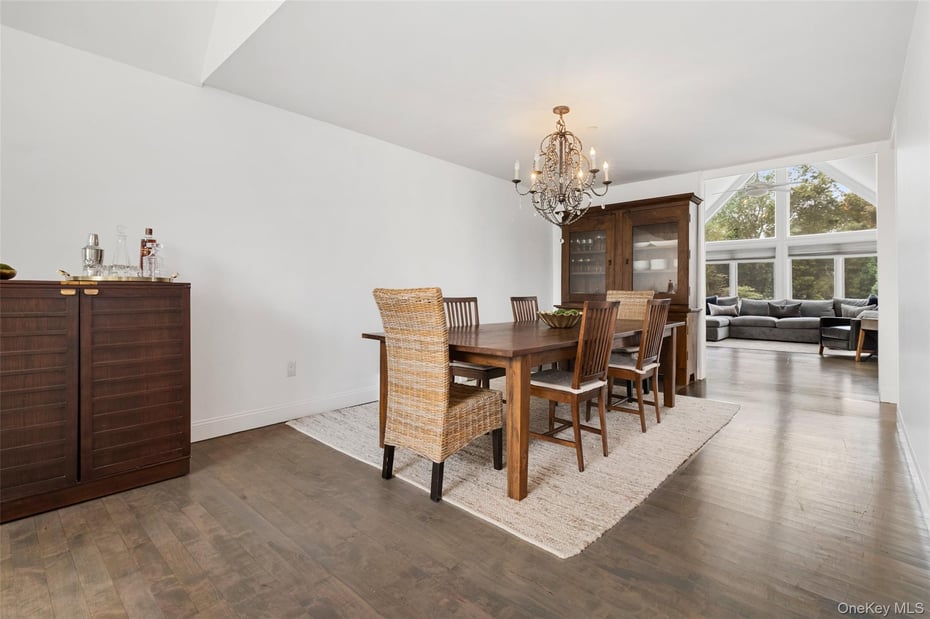 33 Hillandale Road Photo 8