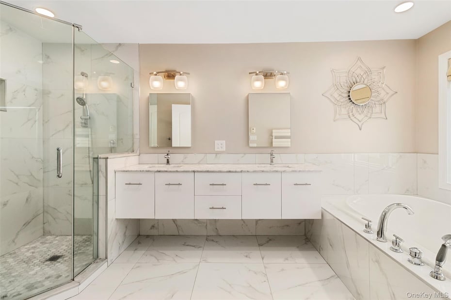 33 Hillandale Road Photo 14