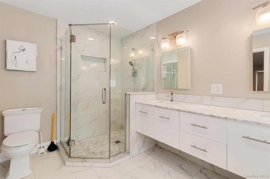 33 Hillandale Road Photo 15