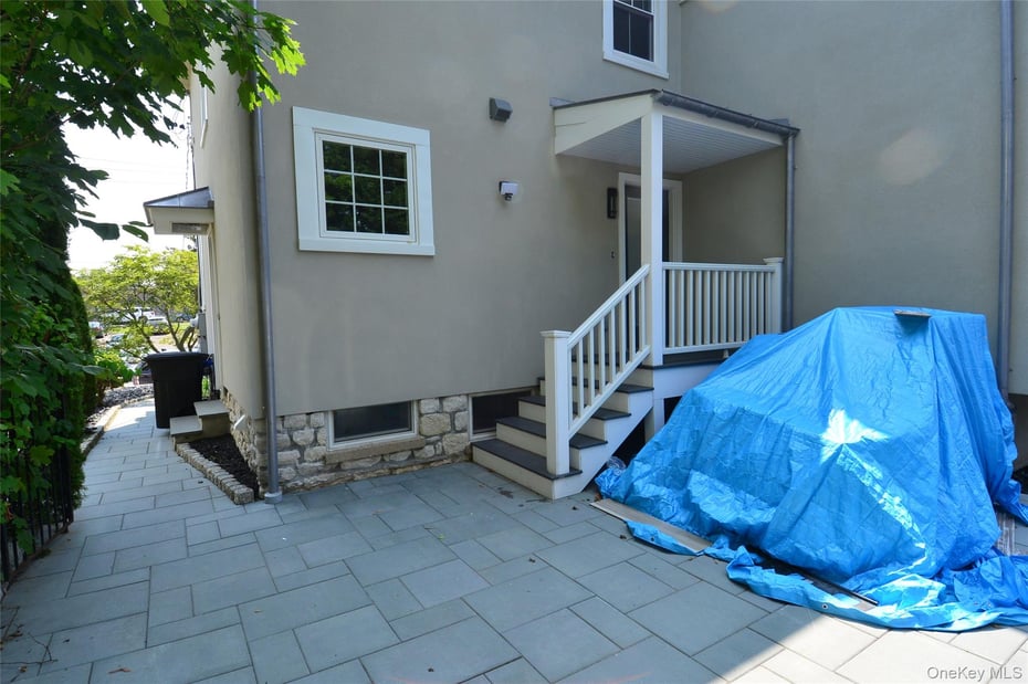 137 Hillside Place Photo 43