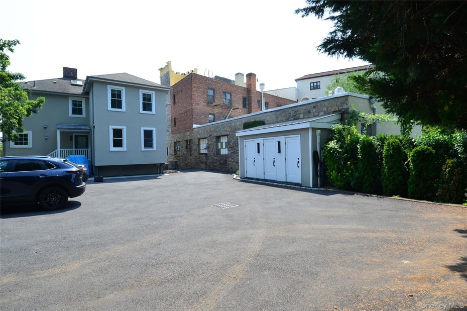 137 Hillside Place Photo 45