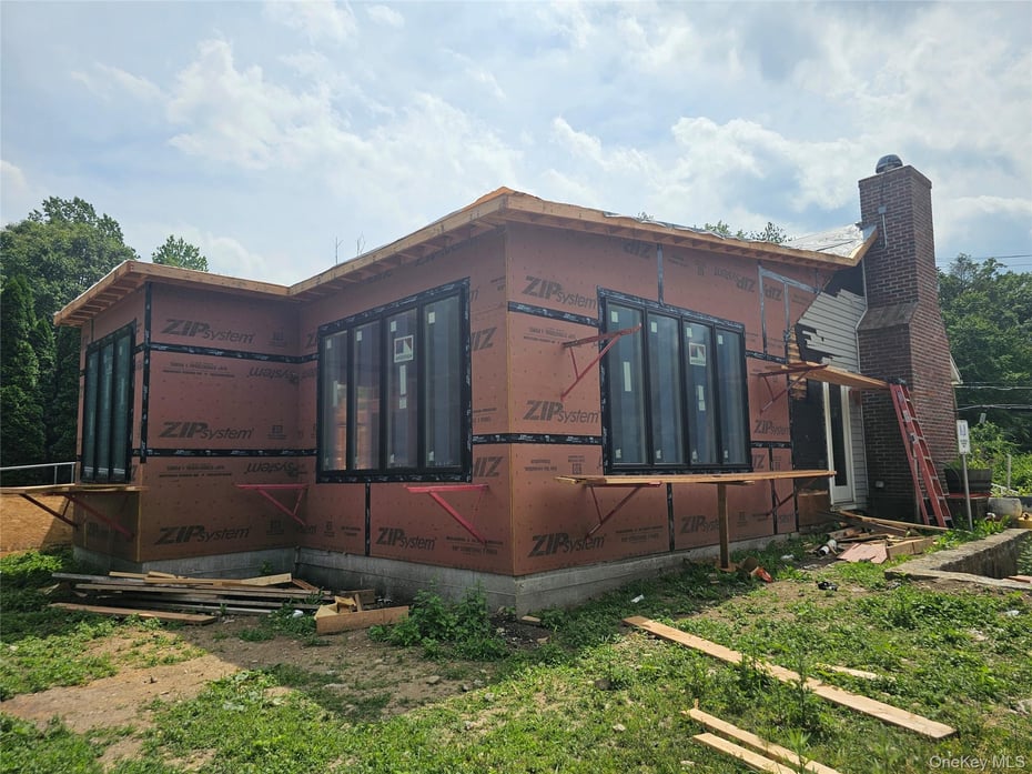 355 Smith Ridge Road Photo 3