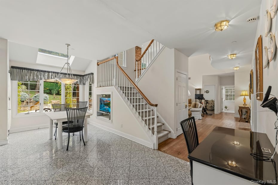 143 Euclid Avenue Photo 13