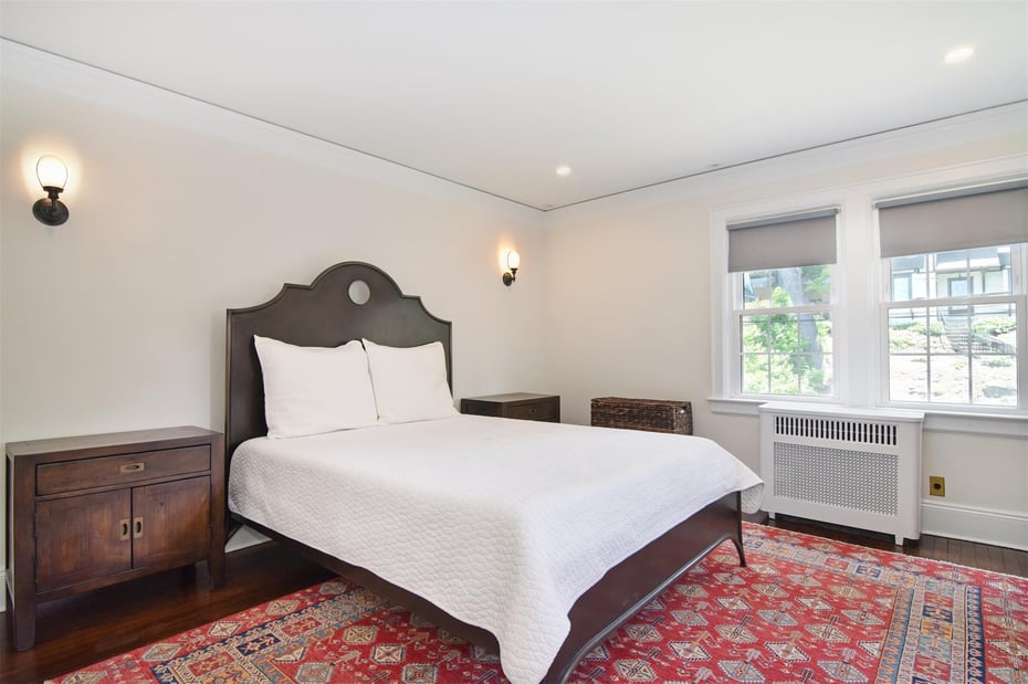 43 Chatfield Road Photo 12