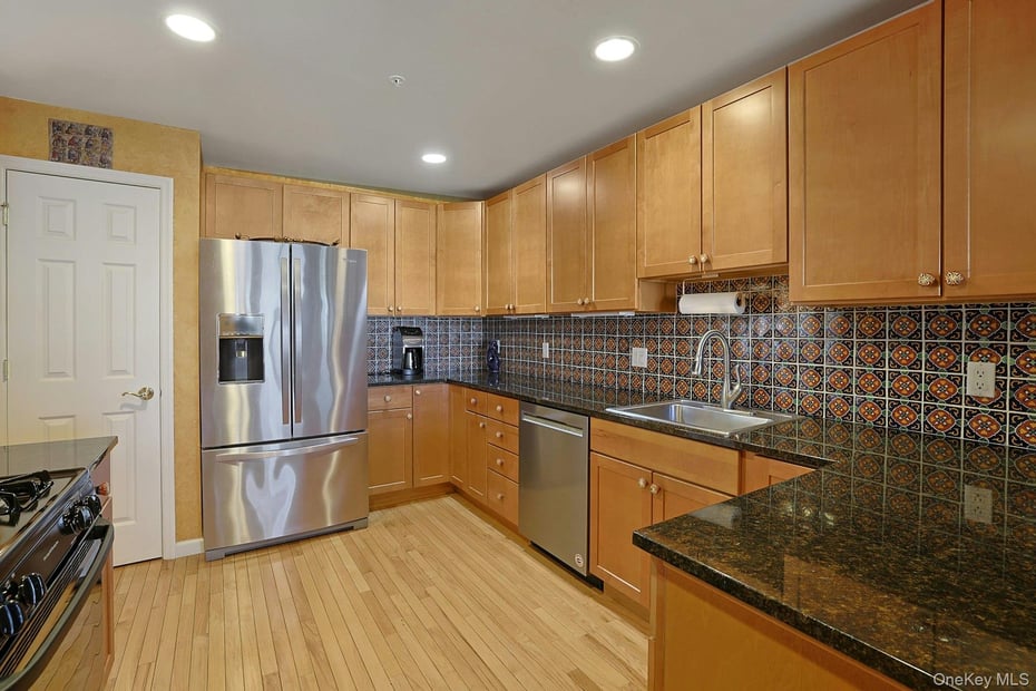 806 Half Moon Bay Drive Photo 17