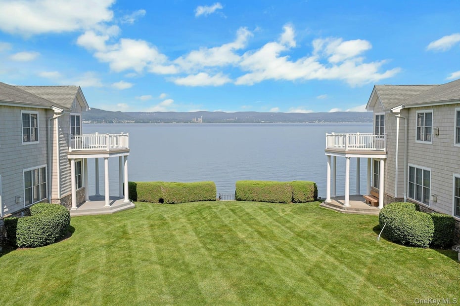 806 Half Moon Bay Drive Photo 2