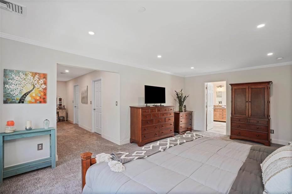 32 Sheldon Street Photo 20
