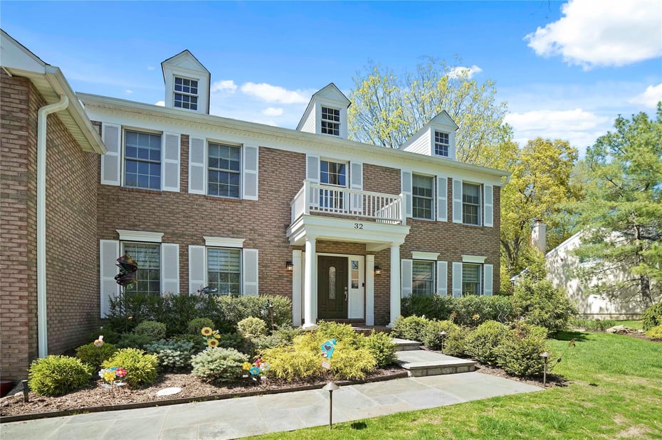 32 Sheldon Street Photo 2