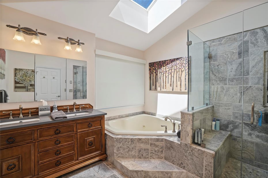 32 Sheldon Street Photo 22