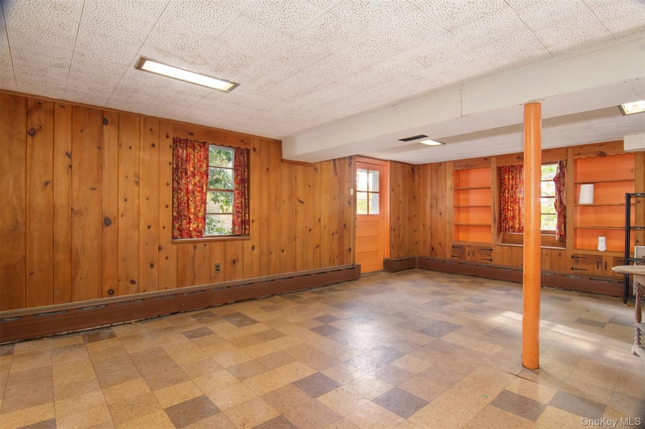 18 Eldredge Place Photo 18