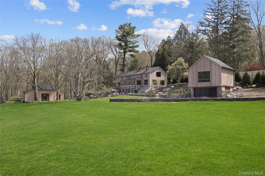 39 Old Snake Hill Road Photo 3