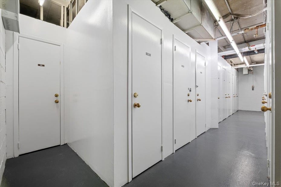 25 Rockledge Avenue  #105W Photo 38