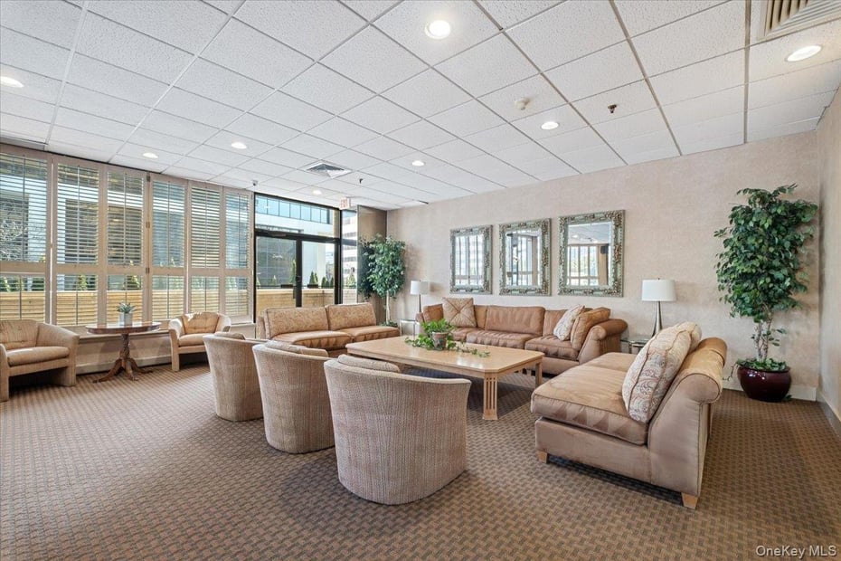 25 Rockledge Avenue  #105W Photo 32