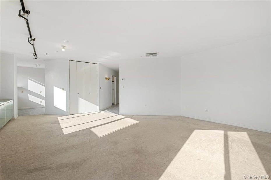 25 Rockledge Avenue  #105W Photo 17