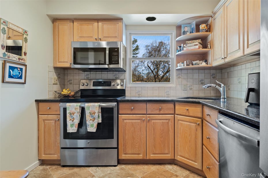 52 Jefferson Lane Photo 7