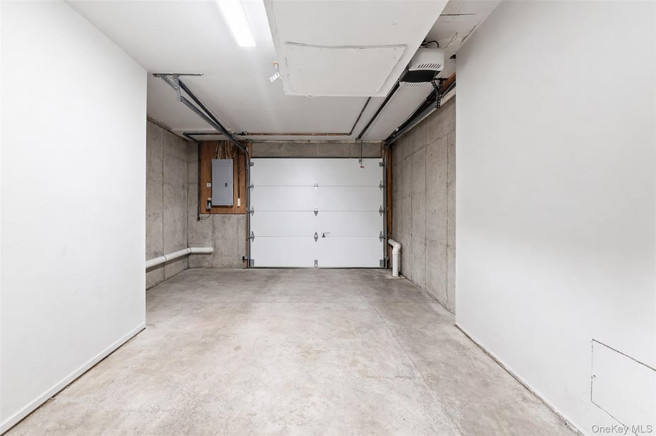 17 Knoll View Photo 32