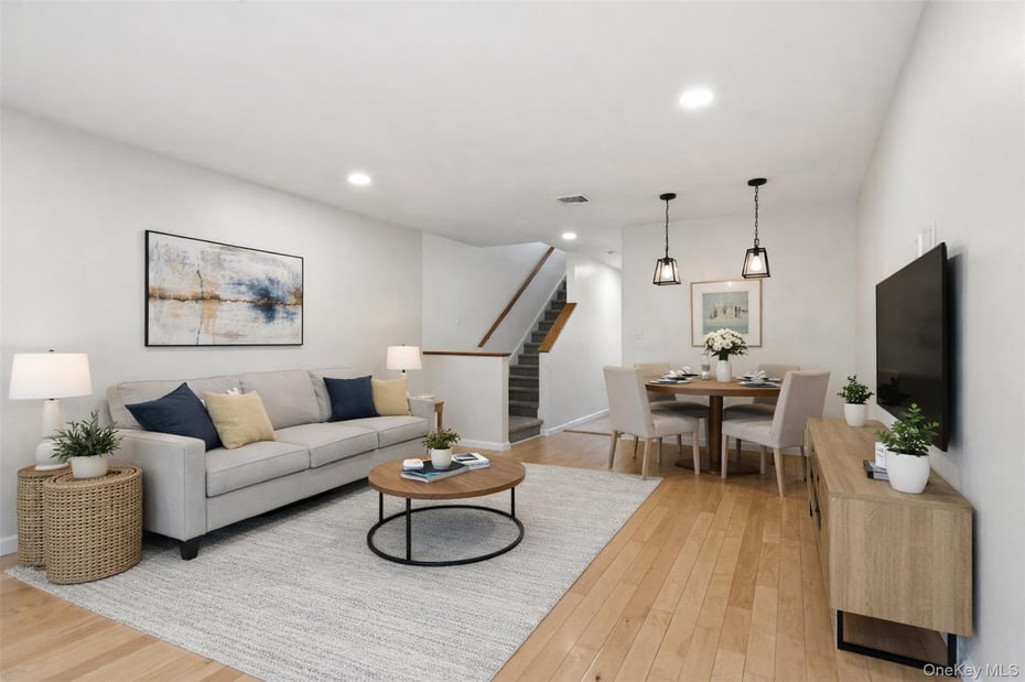 17 Knoll View Photo 15