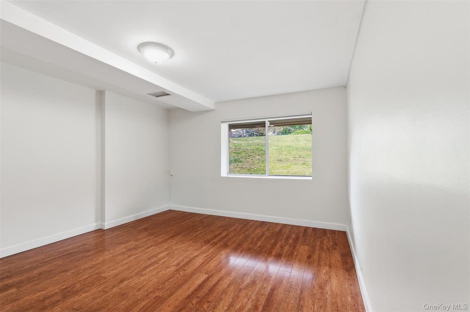 17 Knoll View Photo 27