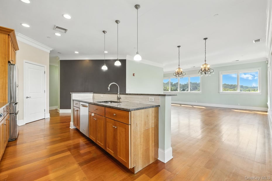 127 W Main Street  #200 Photo 2