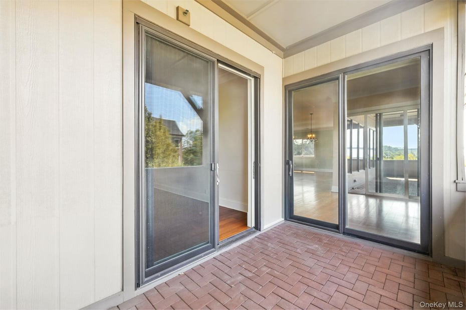 127 W Main Street  #200 Photo 22