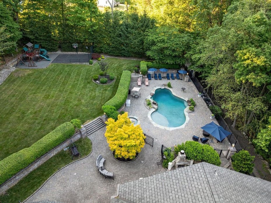12 Rollingwood Drive Photo 5
