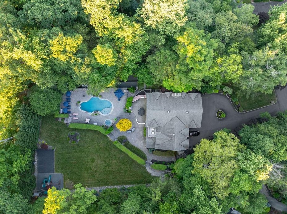 12 Rollingwood Drive Photo 3
