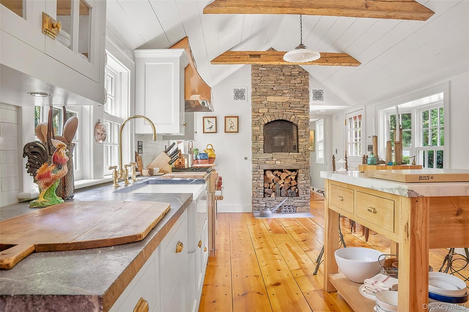 47 White Bridge Rd Photo 9