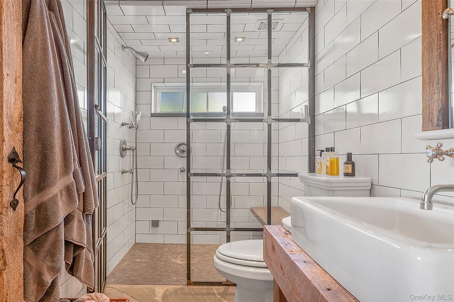 47 White Bridge Rd Photo 45