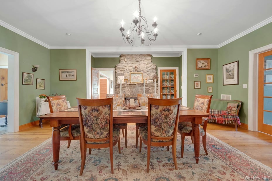 209 Hardscrabble Road Photo 15