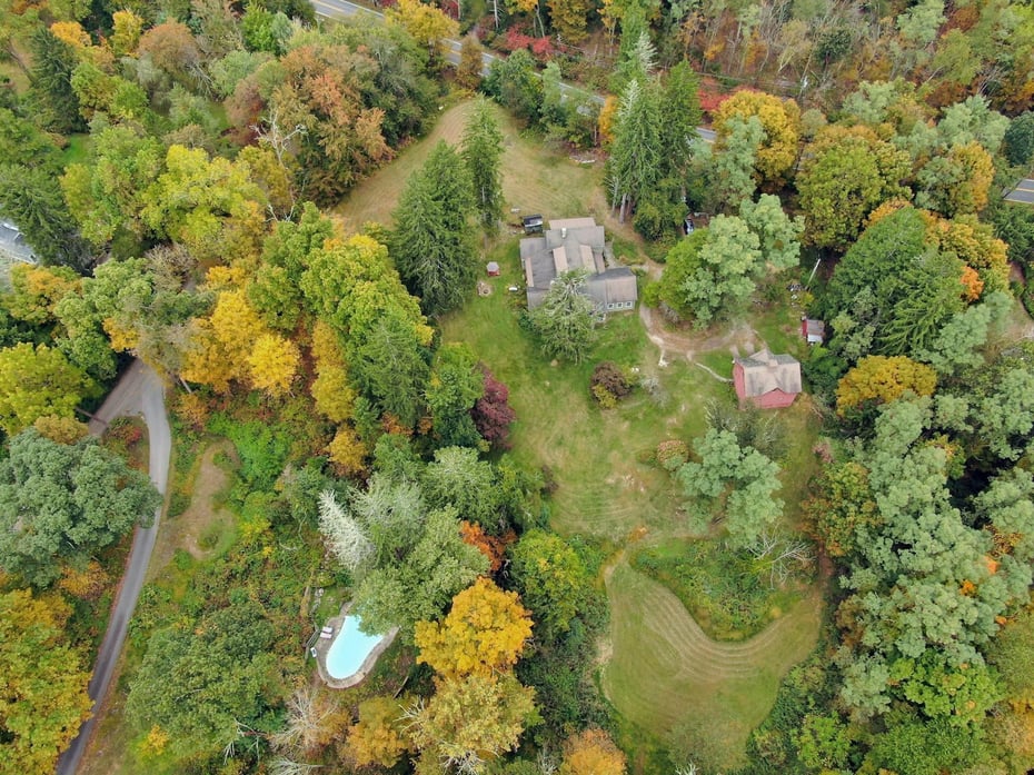 209 Hardscrabble Road Photo 36