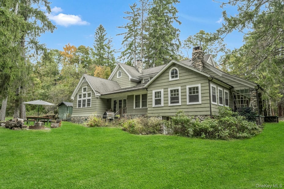 209 Hardscrabble Road Photo 29