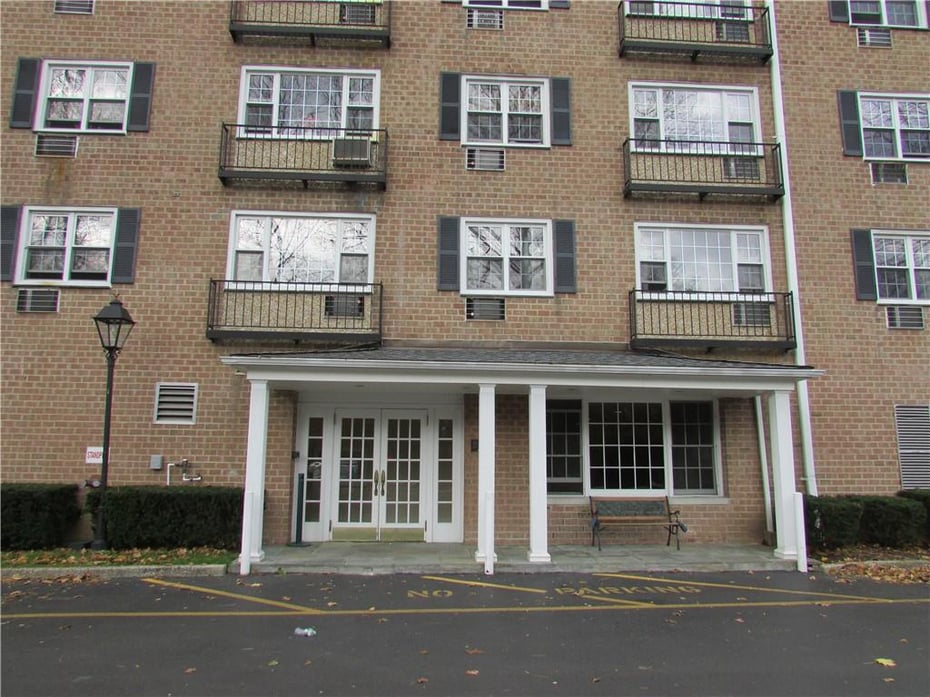 4 Consulate Drive  #4A Photo 17