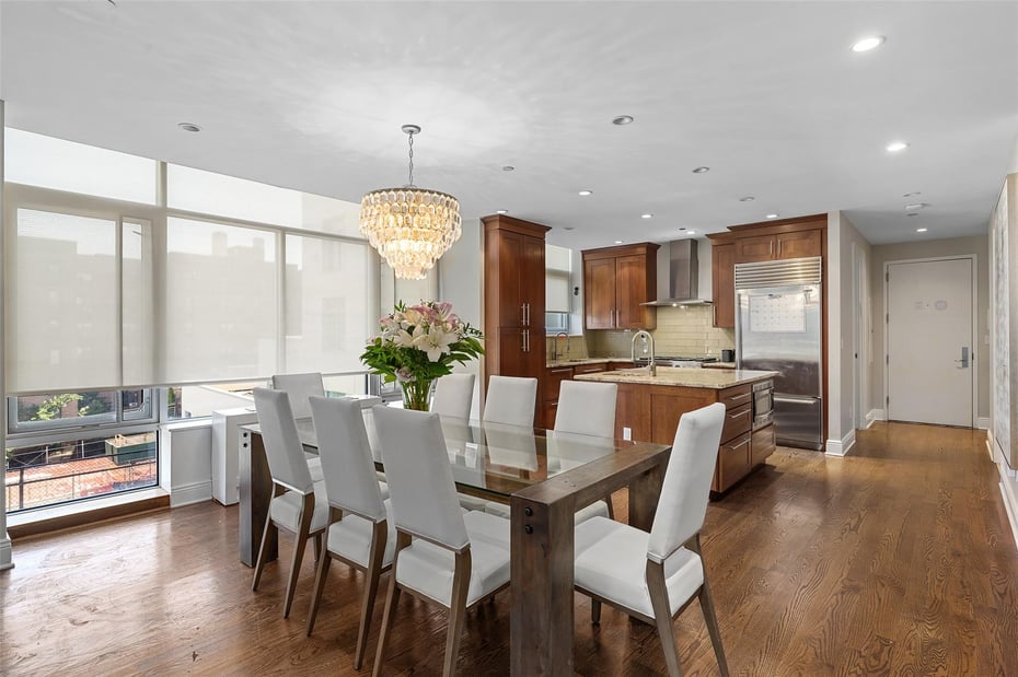 3220 Arlington Avenue  #3D Photo 3