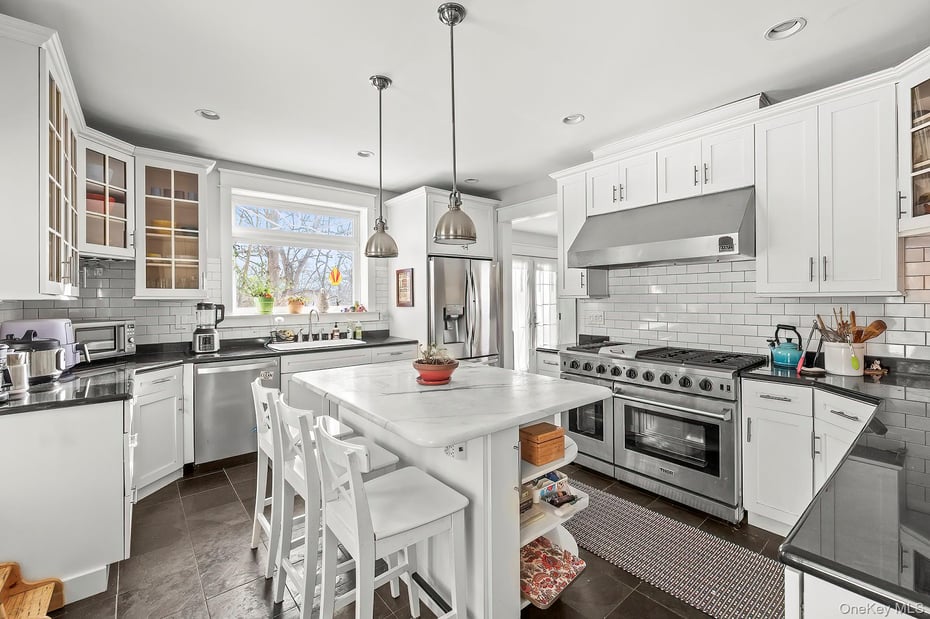 32 Prospect Drive Photo 4