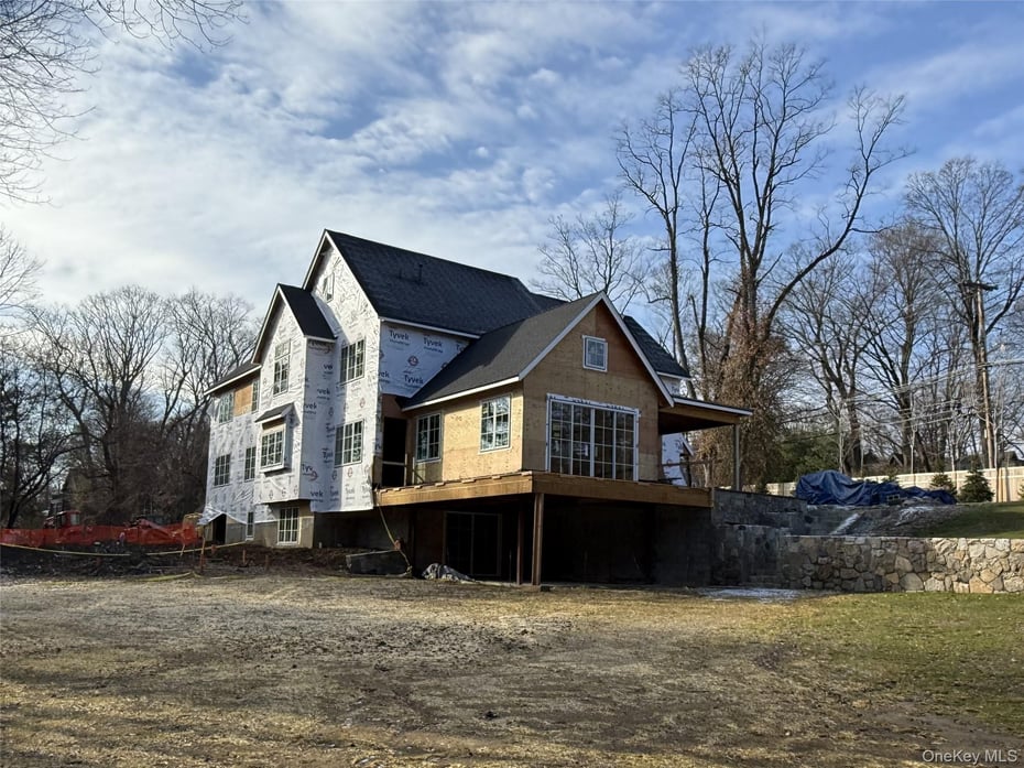 211 Bedford Road Photo 5