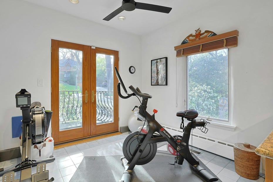 286 Lyncroft Road Photo 9