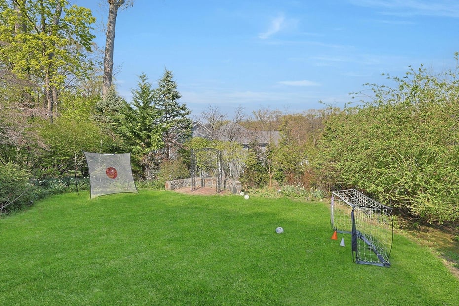 286 Lyncroft Road Photo 30