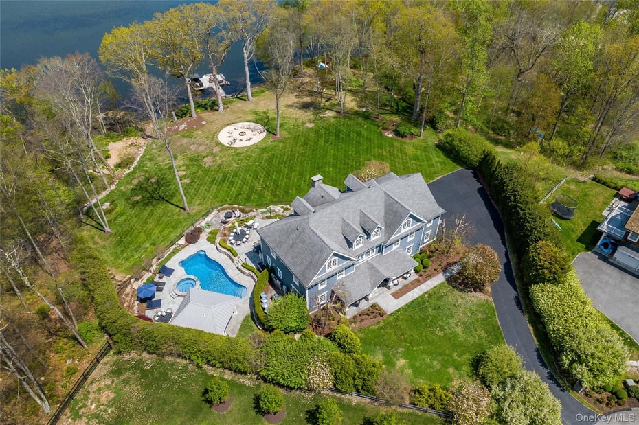 6 Brookside Lane Photo 36