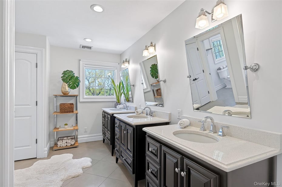 6 Brookside Lane Photo 13