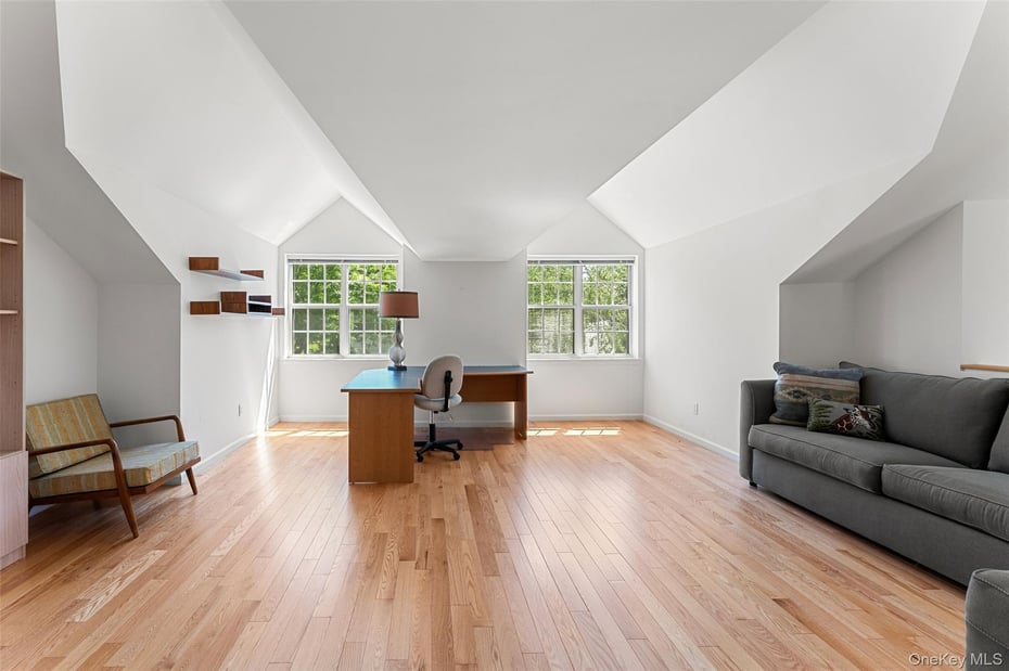 1 Deerfoot Lane Photo 19
