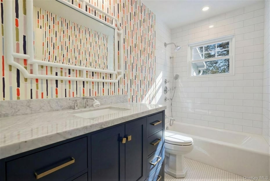 10 Carlton Lane Photo 14