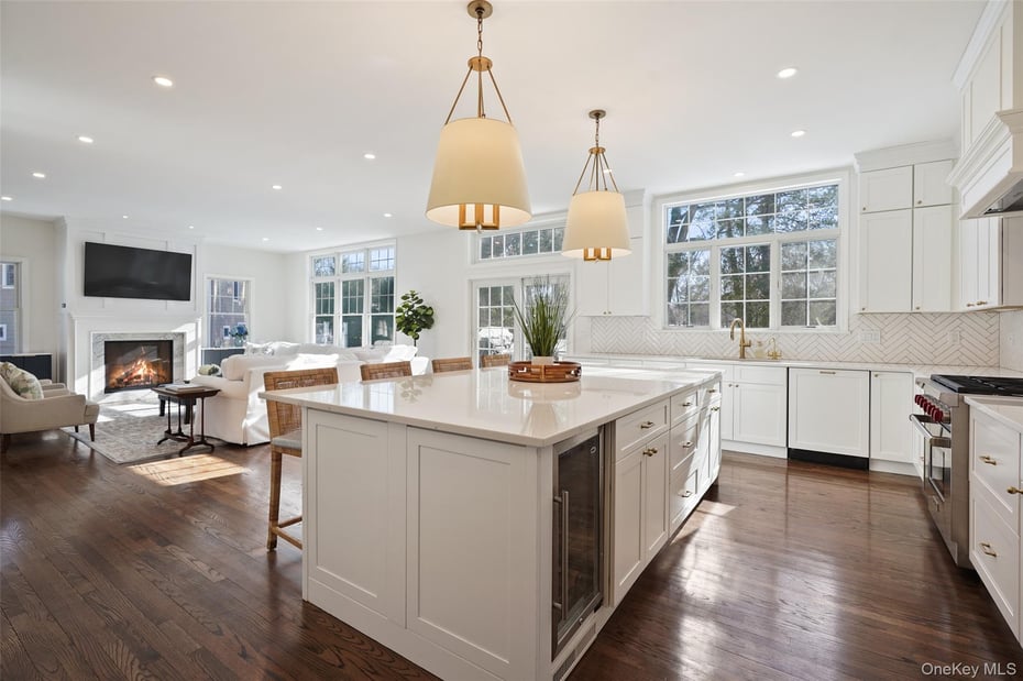 10 Carlton Lane Photo 7