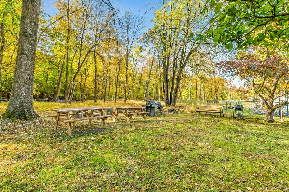 25 Old Jackson Avenue Photo 2