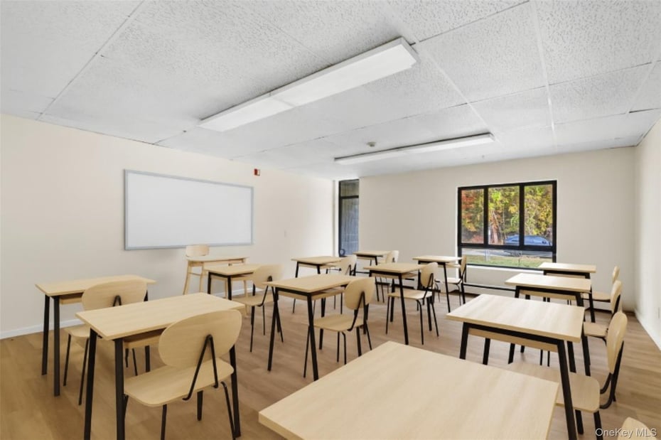 25 Old Jackson Avenue Photo 25