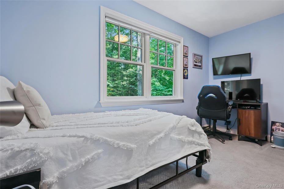 400 Cyrus Field Road Photo 9