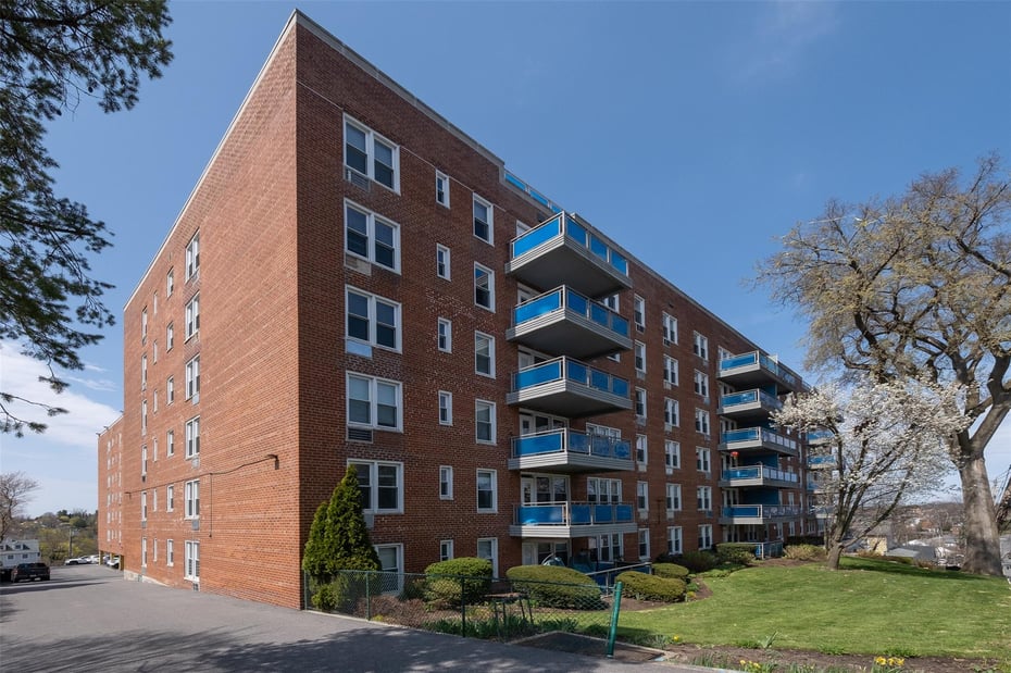 14 Westview Avenue  #210 Photo 15