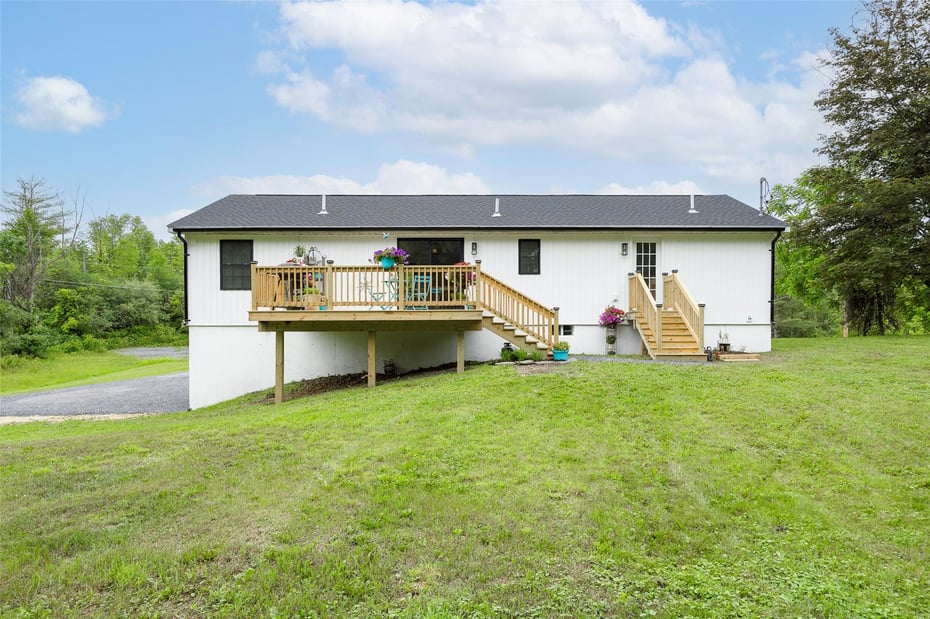47 Clay Hill Road Photo 32