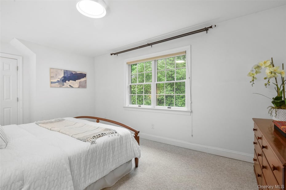 23 Round Hill Road Photo 21