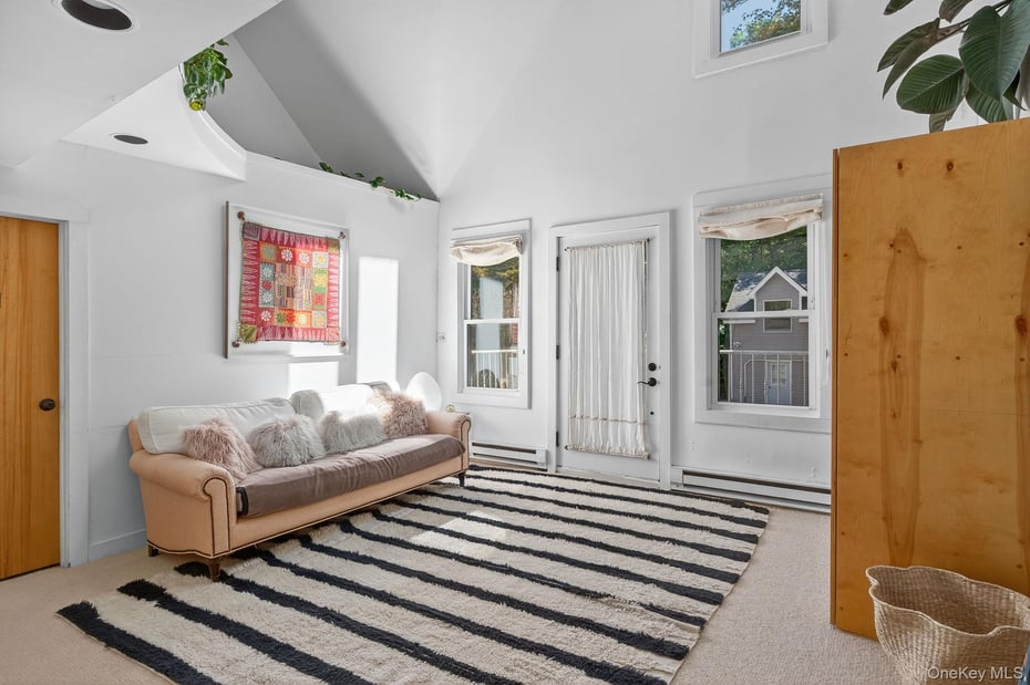 1739 Ny-214 Photo 30